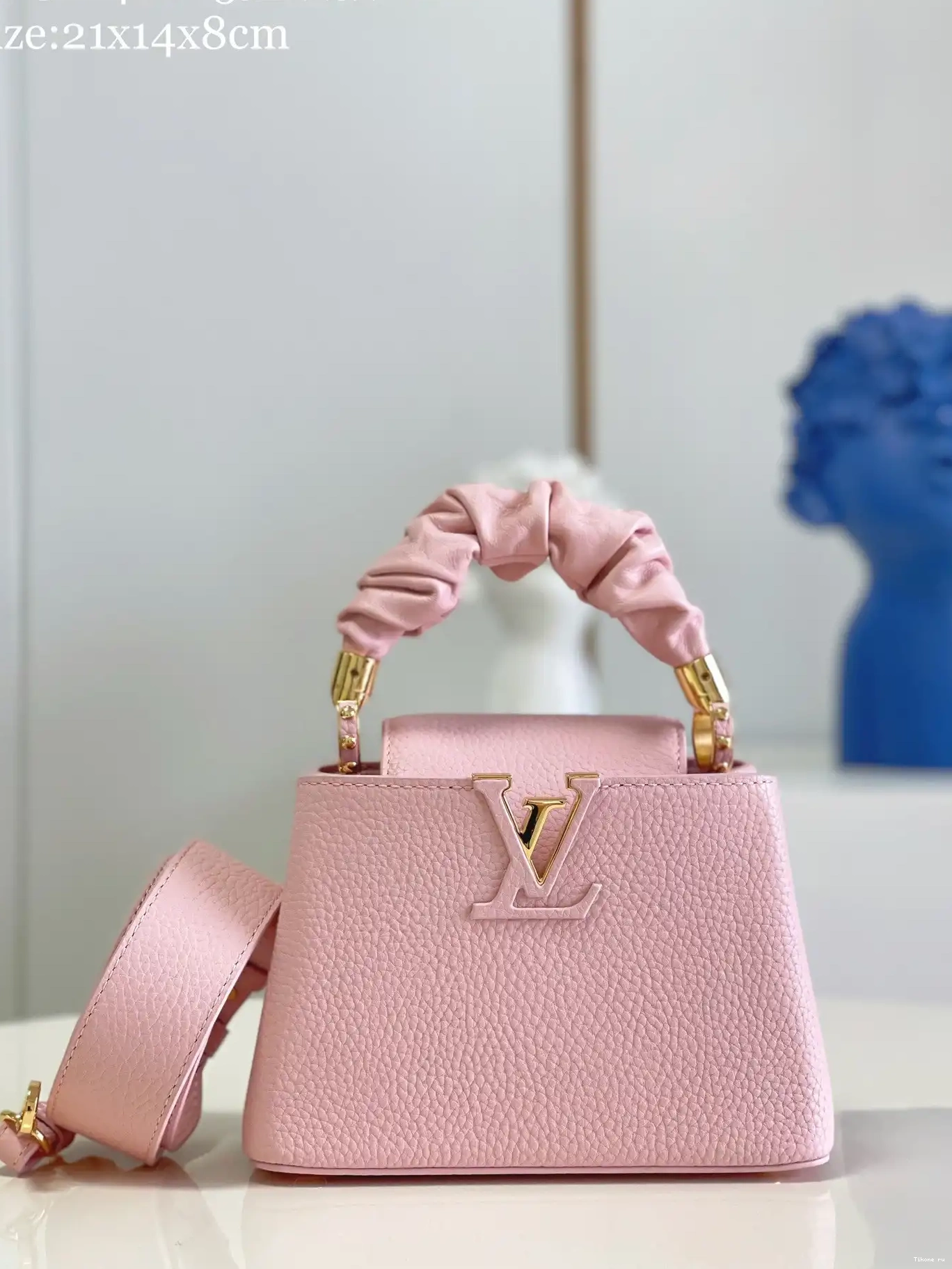 Cheap MINI LOUIS VUITTON CAPUCINES 0606